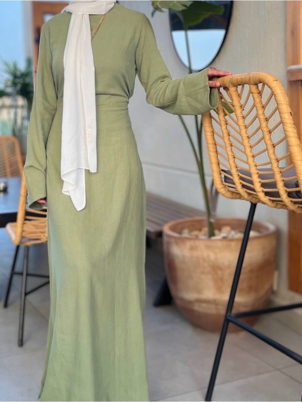 Elegant Olive Green Long Sleeve Maxi Dress
